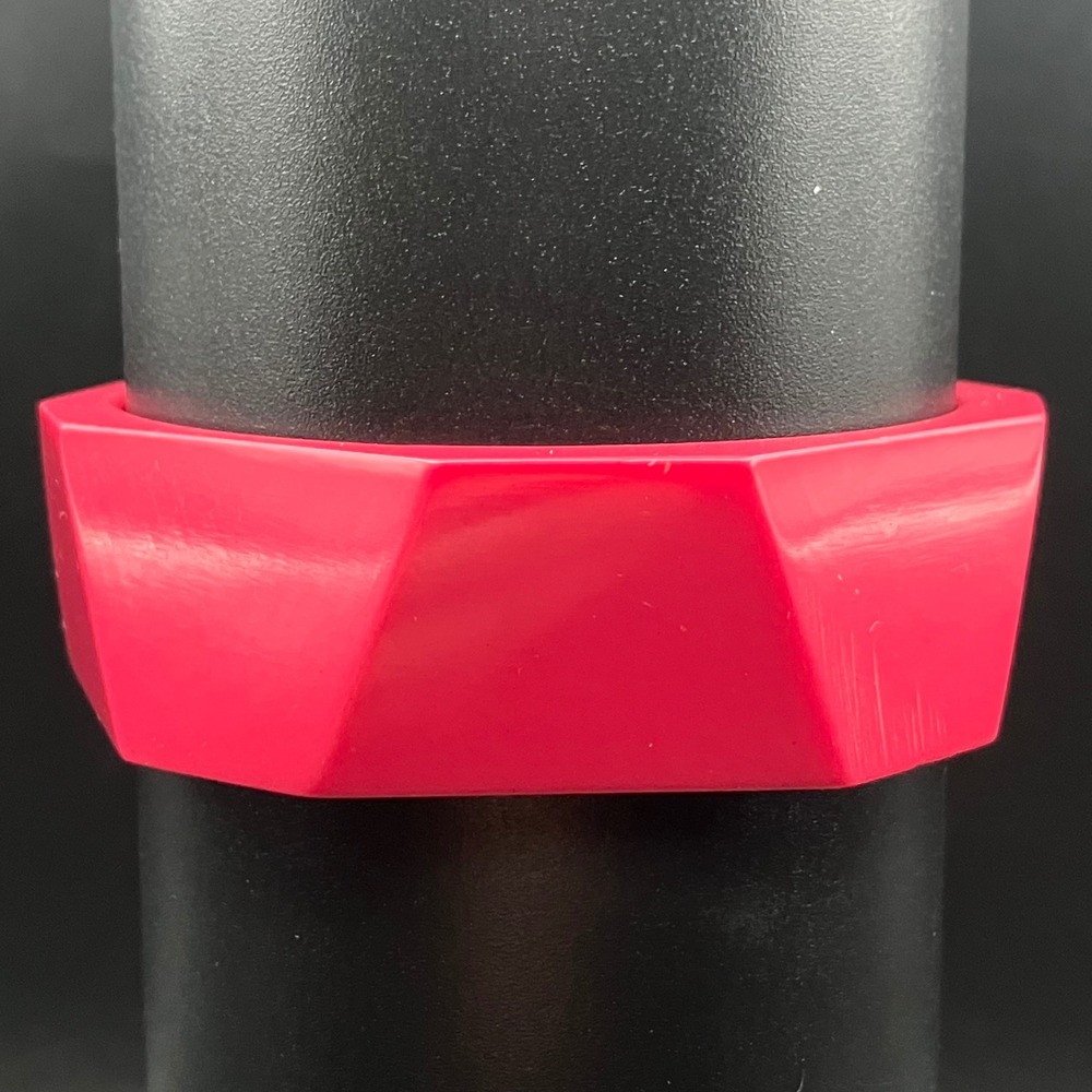 Vintage Bangle Bracelet Hot Pink Chunky Faceted Plastic Size 8" - Picture 2 of 7